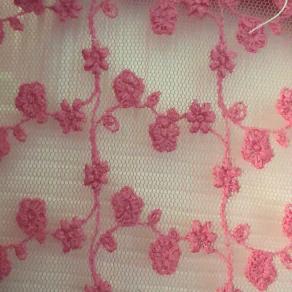 Pink Tanktop - Picture 3 of 4